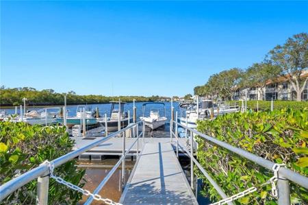 230 Newport DR