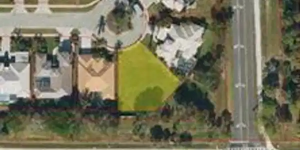 Image 4: Aerial view of property's location