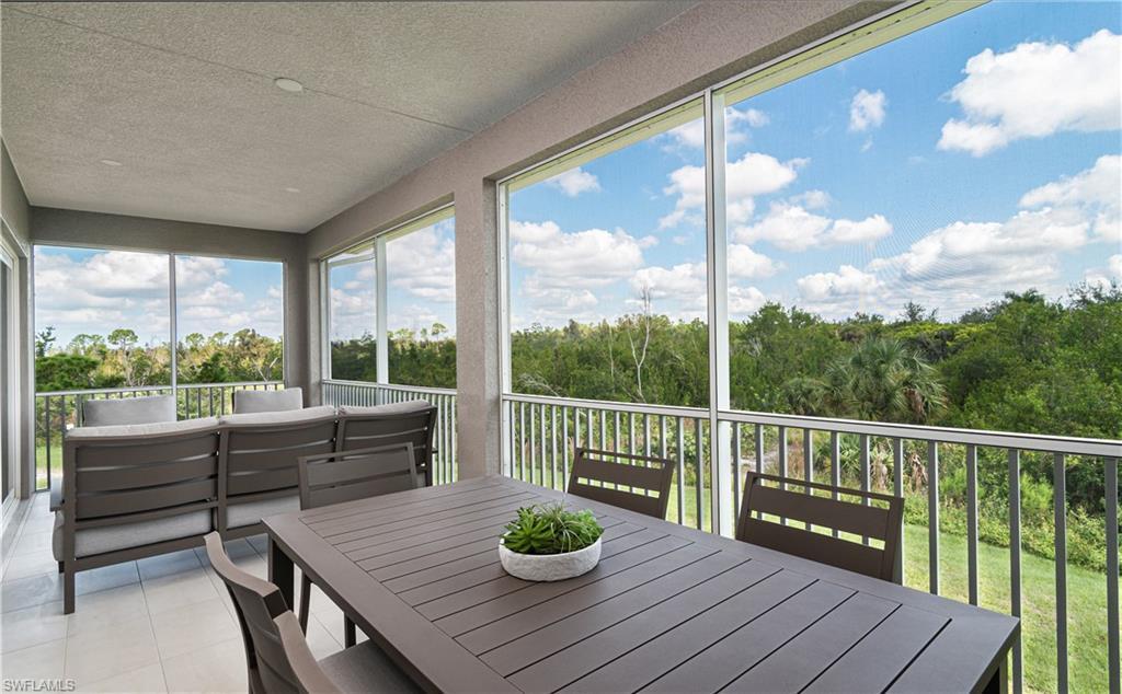 Image 4: Spacious Screened Lanai