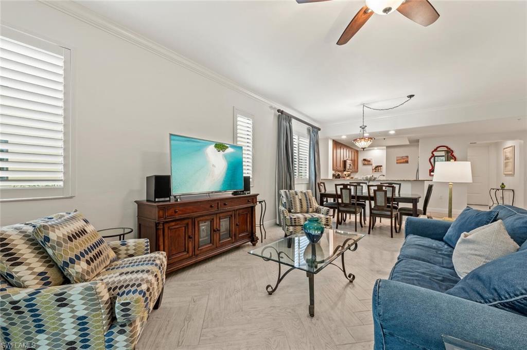 Image 4: Enjoy open living