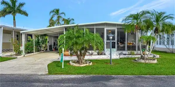 114 Enchanting BLVD
