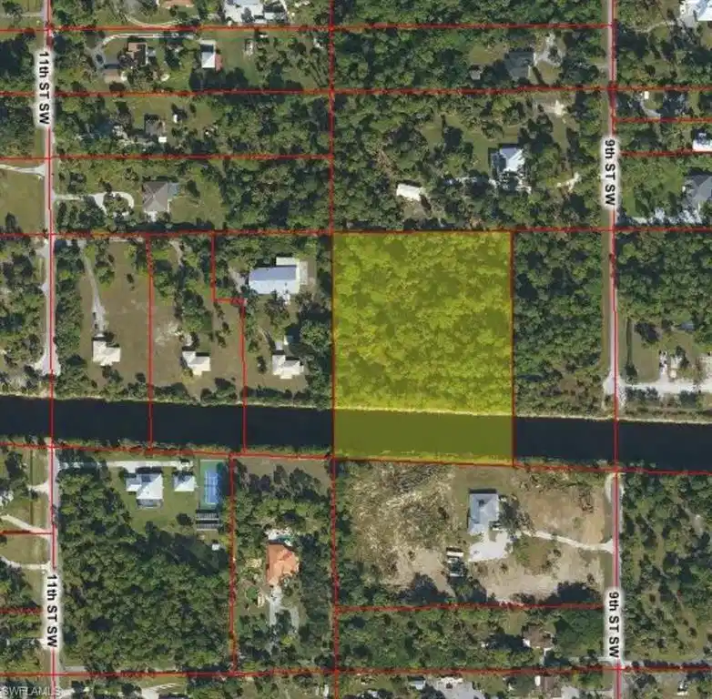 Image 1: Waterfront lot with nice views