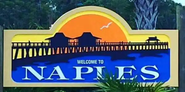 Image 3: Welcome to Naples