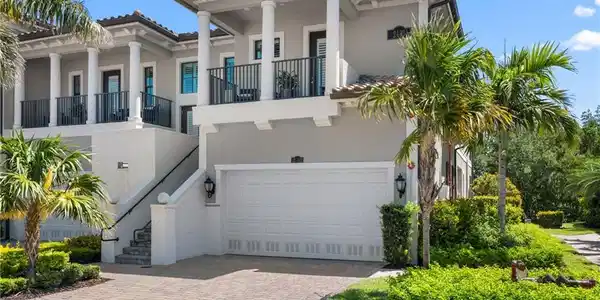 2488 Breakwater WAY