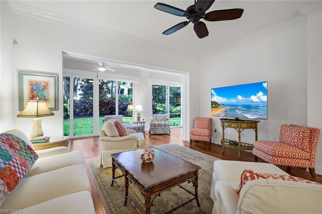 Image 2: Living Room