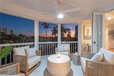 400 Park Shore DR