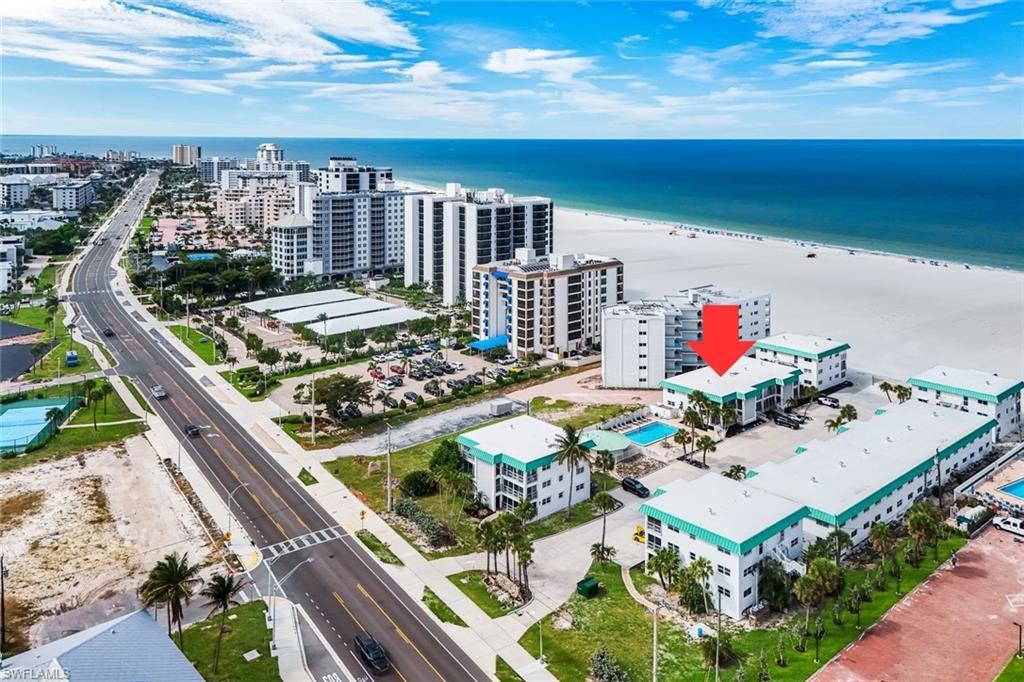 Image 3: Centrally located on Fort Myers Beach.
