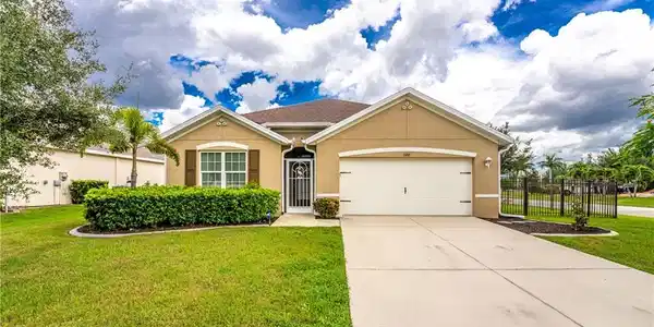 7492 Mikasa DR