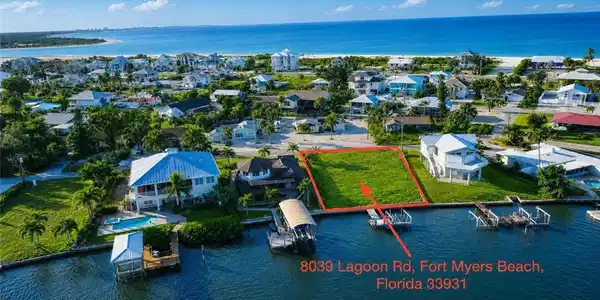 8039 Lagoon RD