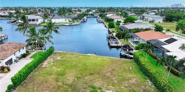 1511 Jamaica CT