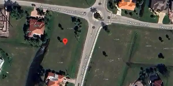 Image 4: Aerial map of property and surrounding area