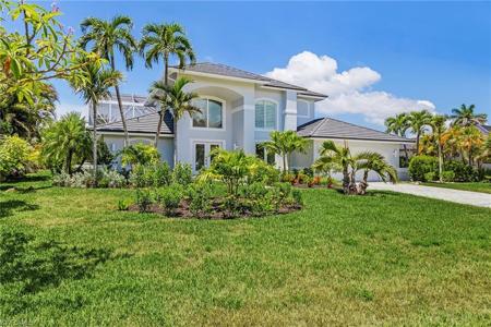 896 Limpet DR