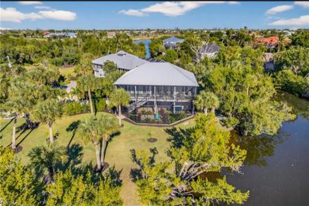 1637 Sabal Sands RD