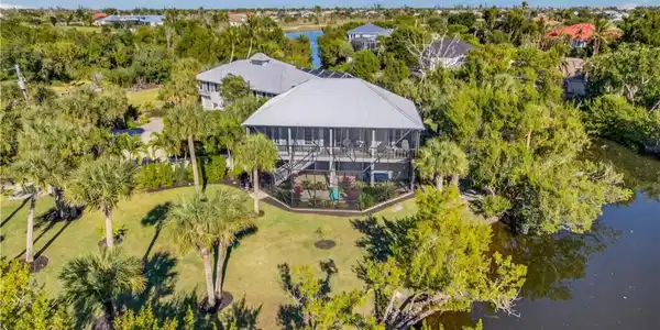 1637 Sabal Sands RD