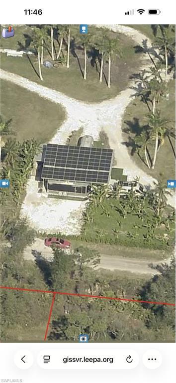 Image 2: Solar Panels over Accessory building