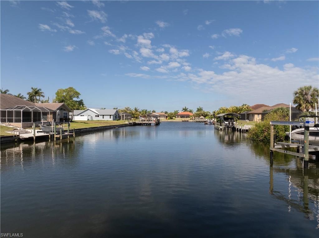 Image 4: Canal View