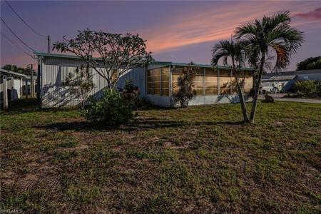 4811 Flamingo DR