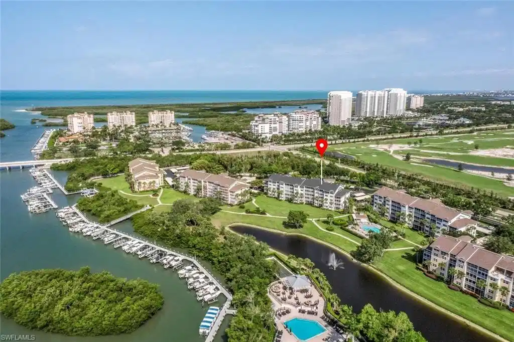 Image 1: Beach Living at its Best!!