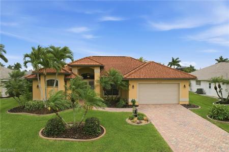 2400 SW 39th TER