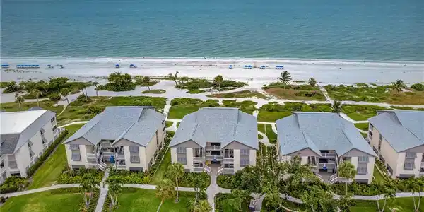 2255 W Gulf DR