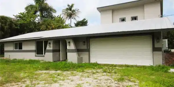 3784 Coquina DR