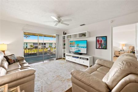 1345 SE 40th TER