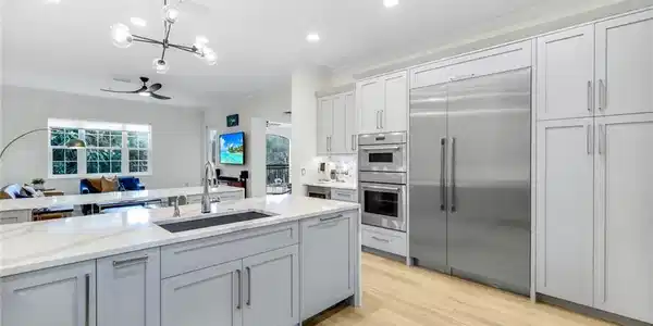 9242 Tesoro LN