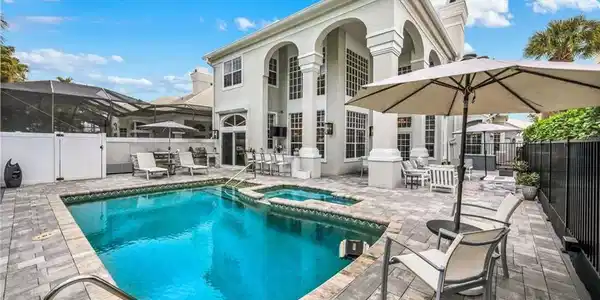 15303 Devon Green LN