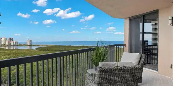 6075 Pelican Bay BLVD