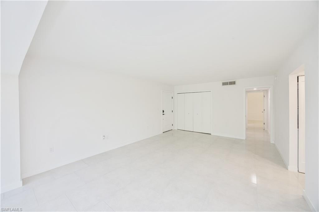 Image 3: Living Area