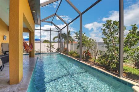 109 NW 38th PL