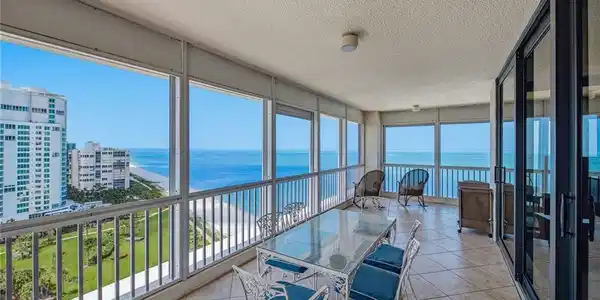 4301 Gulf Shore BLVD N