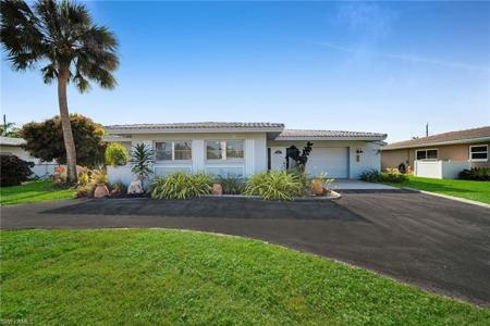 616 El Dorado PKWY E