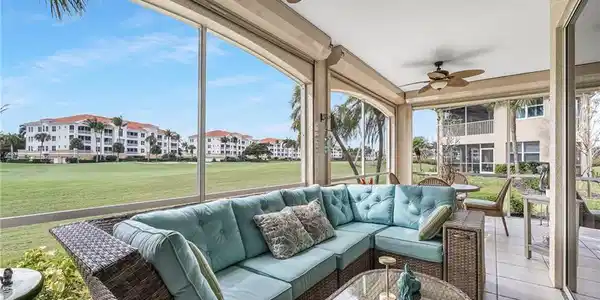 11056 Harbour Yacht CT