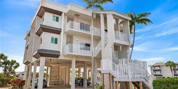 255 Periwinkle WAY
