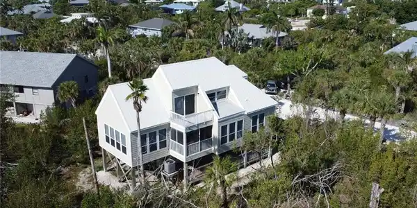 4452 Gulf Pines DR