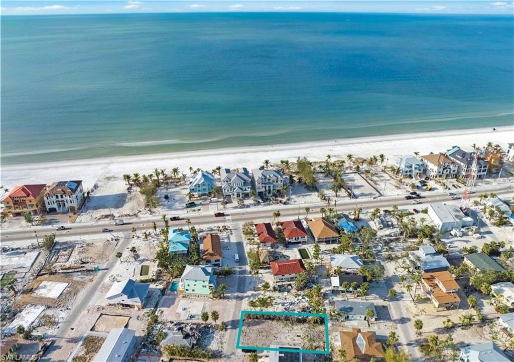 Image 1: Cleared lot close to the beach!