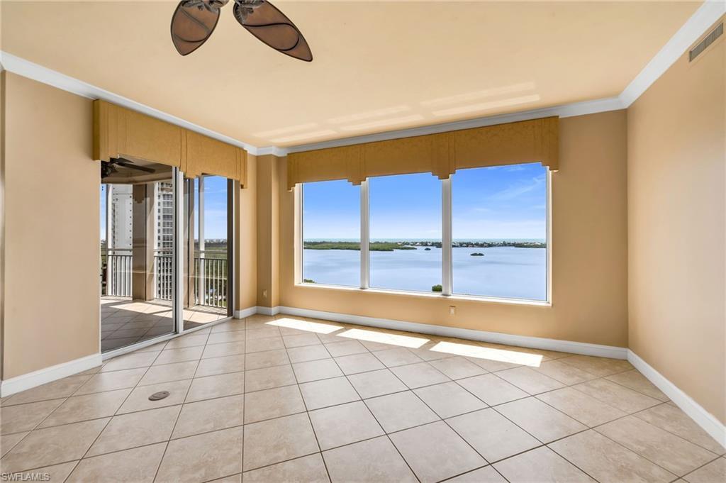 Image 2: Living Room