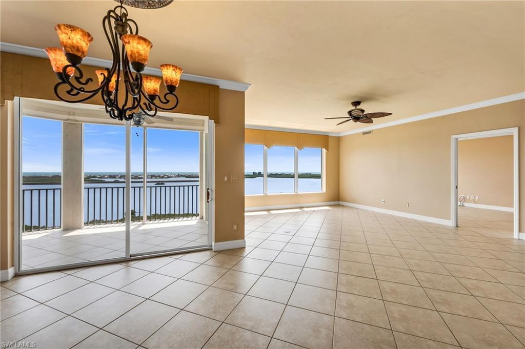 Image 4: Dining to Living Room