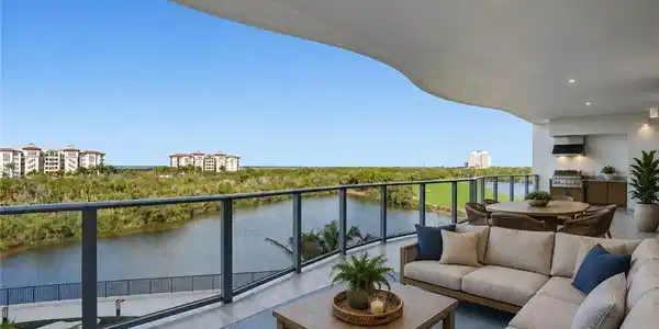 4810 Pelican Colony