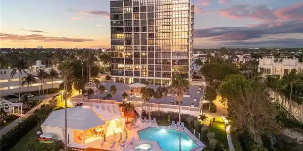 4031 Gulf Shore BLVD N