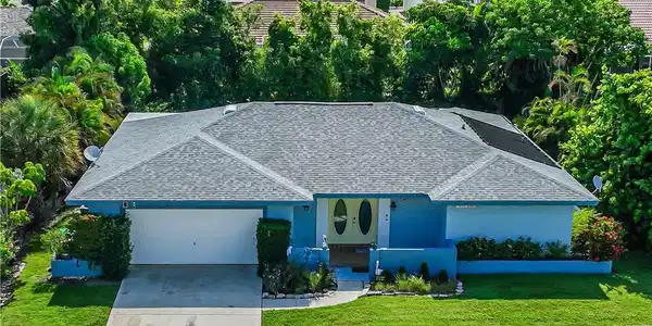 211 W Flamingo CIR