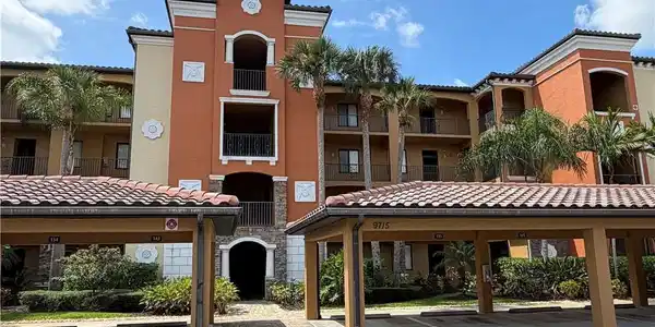 9715 ACQUA CT