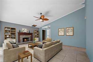 6220 Timberwood