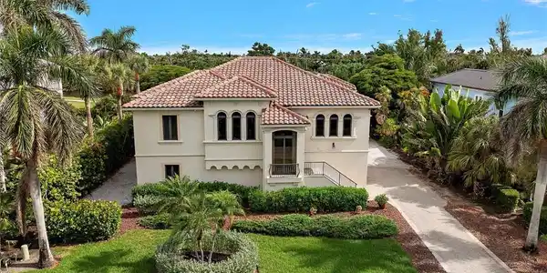 1316 Eagle Run DR