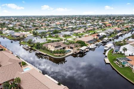 1118 SW 48th TER