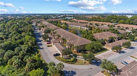 1076 Winding Pines CIR