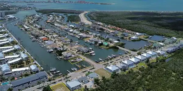 12070 Siesta DR