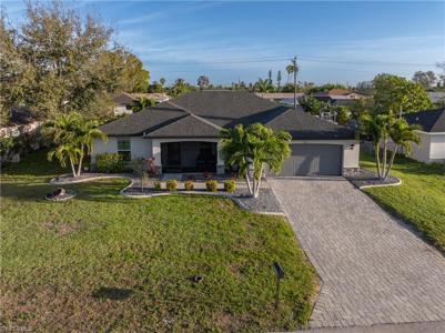 1007 SE 26th TER