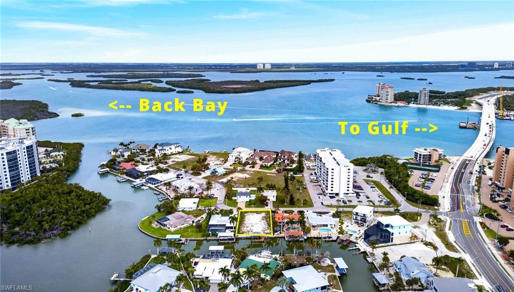Image 2: Quick boating access to Back Bay and the Gulf